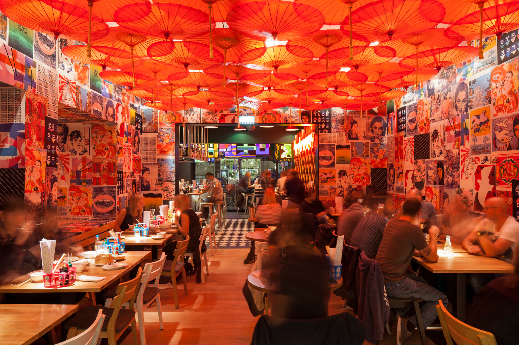 web-02-hhjj-restaurant_evening