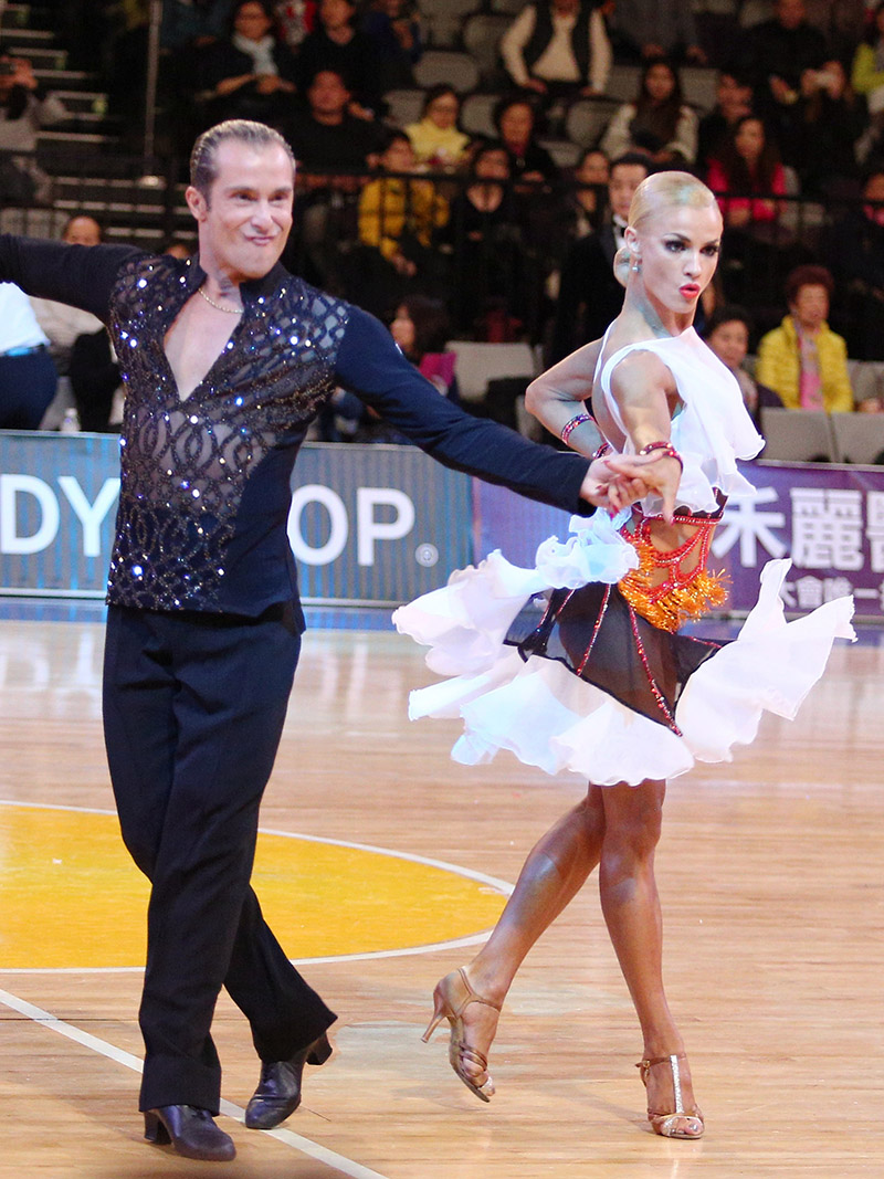 世界職業拉丁舞冠軍 Riccardo Cocchi & Yulia Zagoruychenko (美國)