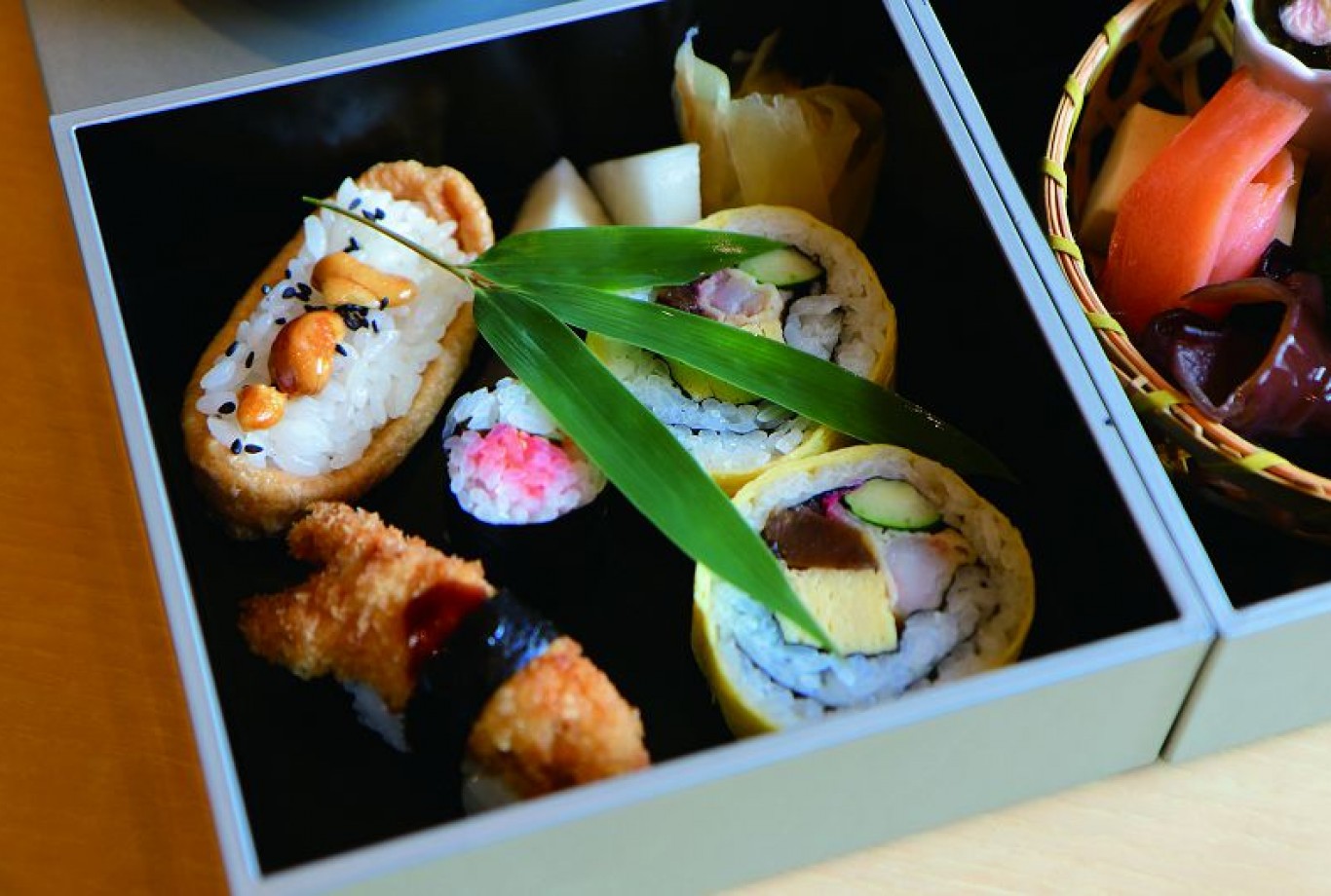 # 3 壽司餐盒